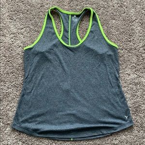 Old Navy Active Semi Fitted Tank